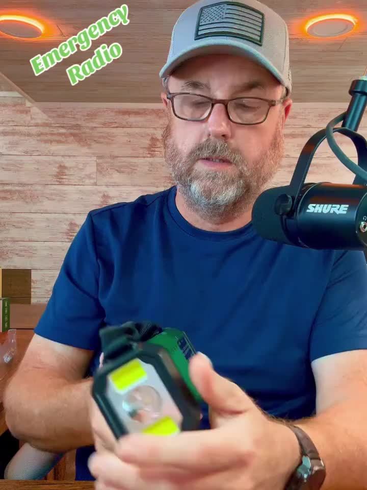 StormMate X10 Notfallradio mit 10.000 mAh Powerbank | Solar, Handkurbel & USB-C | LED-Licht, SOS-Alarm & Kompass | AM/FM/NOAA