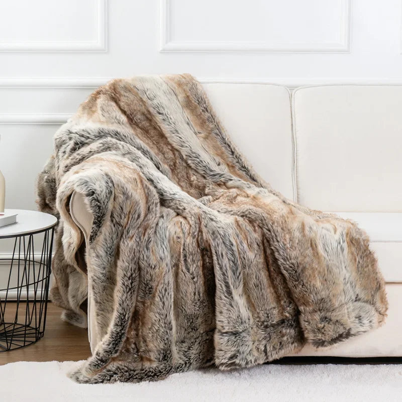 Faux-Fur-Wurfdecke - Weiches Nerz - Dekoratives Design