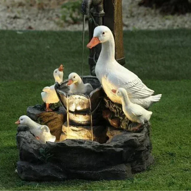 Lunaverde Solar Dekorative Brunnen Ente & Eichhörnchen | Gartenfigur mit LED Licht | Wetterfestes Harz | Für Terrasse & Balkon