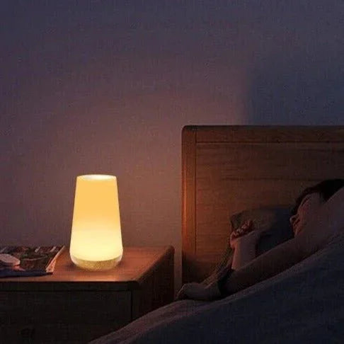 Tischlampe - Holzfuß - Touch-Steuerung