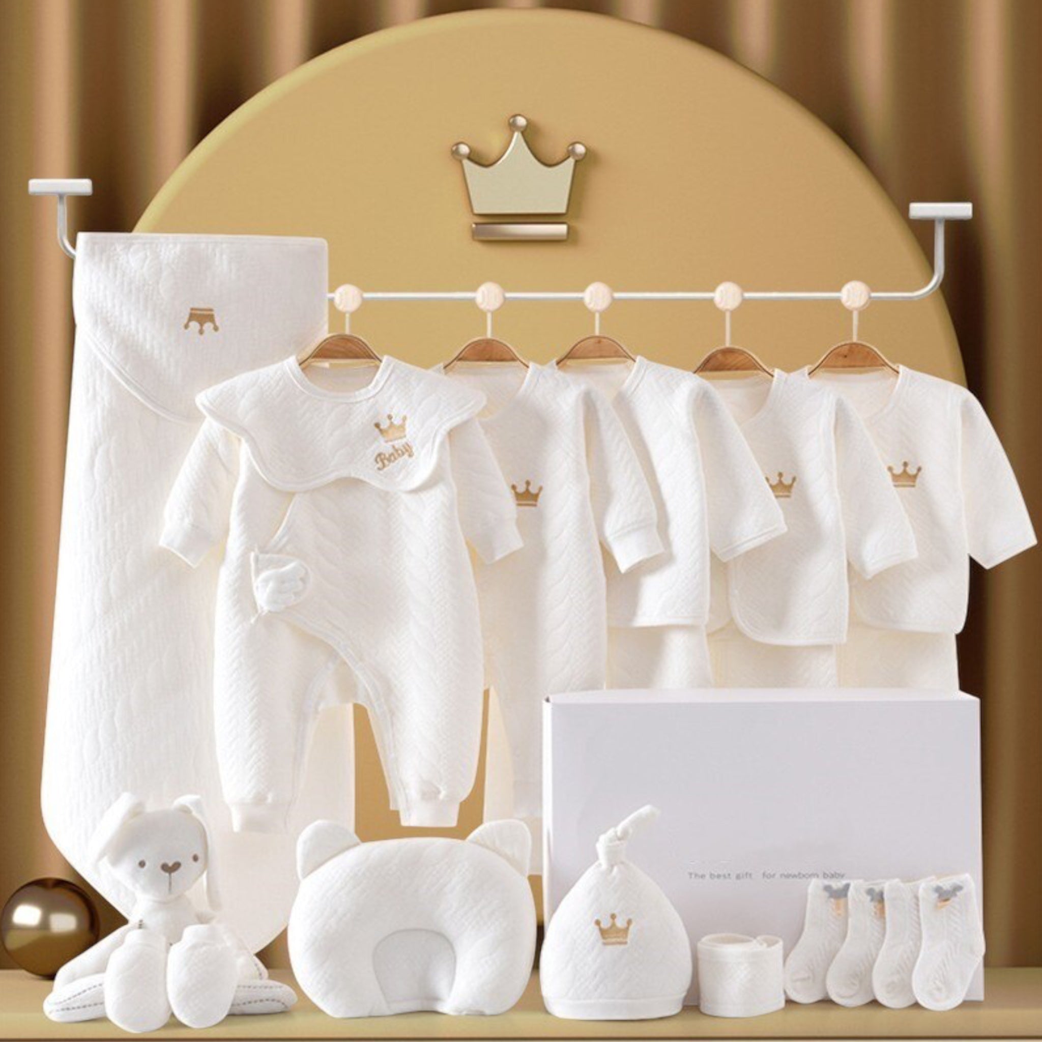 Qualitativ Baby Erstausstattungs-Set | Luxus-Geschenkbox für Neugeborene | 100% Bio-Baumwolle | Inkl. Decke, Kleidung & Accessoires | Hypoallergen