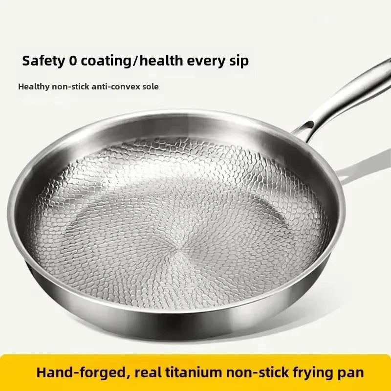 COOKVION – Titan gehämmerte Antihaft-Bratpfanne für Induktionskochfelder und moderne Küchen