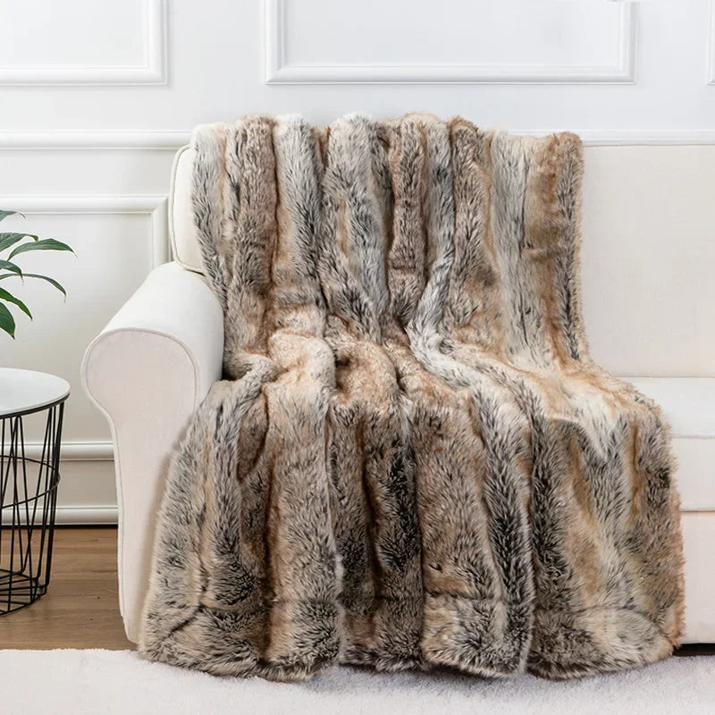 Faux-Fur-Wurfdecke - Weiches Nerz - Dekoratives Design