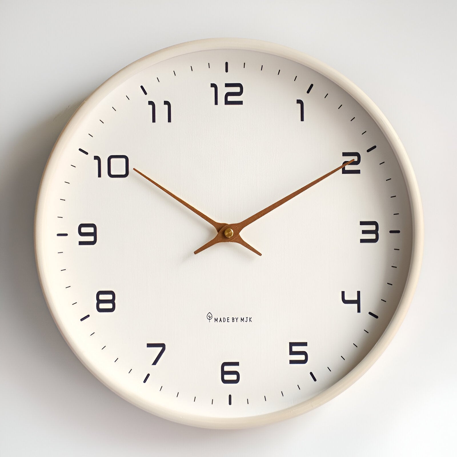 Holz Wanduhr | Moderne Uhr für das Wohnzimmer | Nordic Design Wanduhr | NordUhr